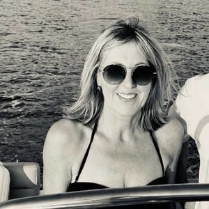 Meet your Posher, Jane